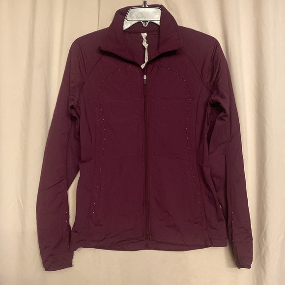 Lululemon Run For Cold Jacket, Size 6, Color Plum - Picture 4 of 12